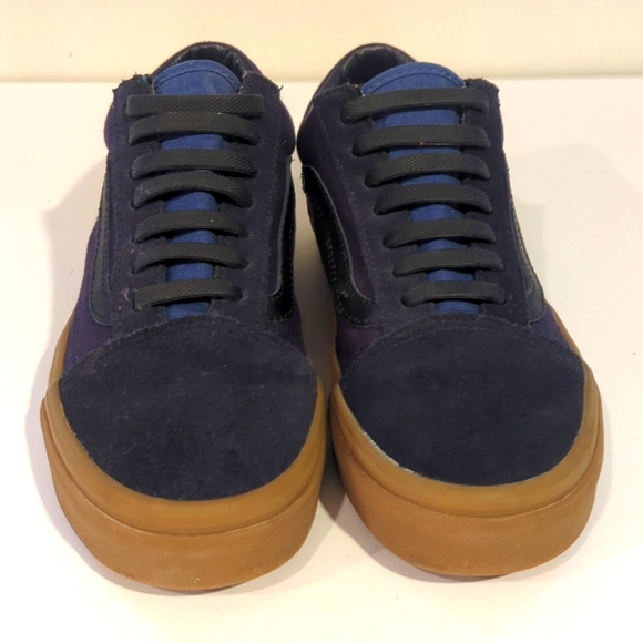 Vans Navy Suede Elastic Lace Gum Sole Sneakers Size 6.5 - Picture 2 of 11